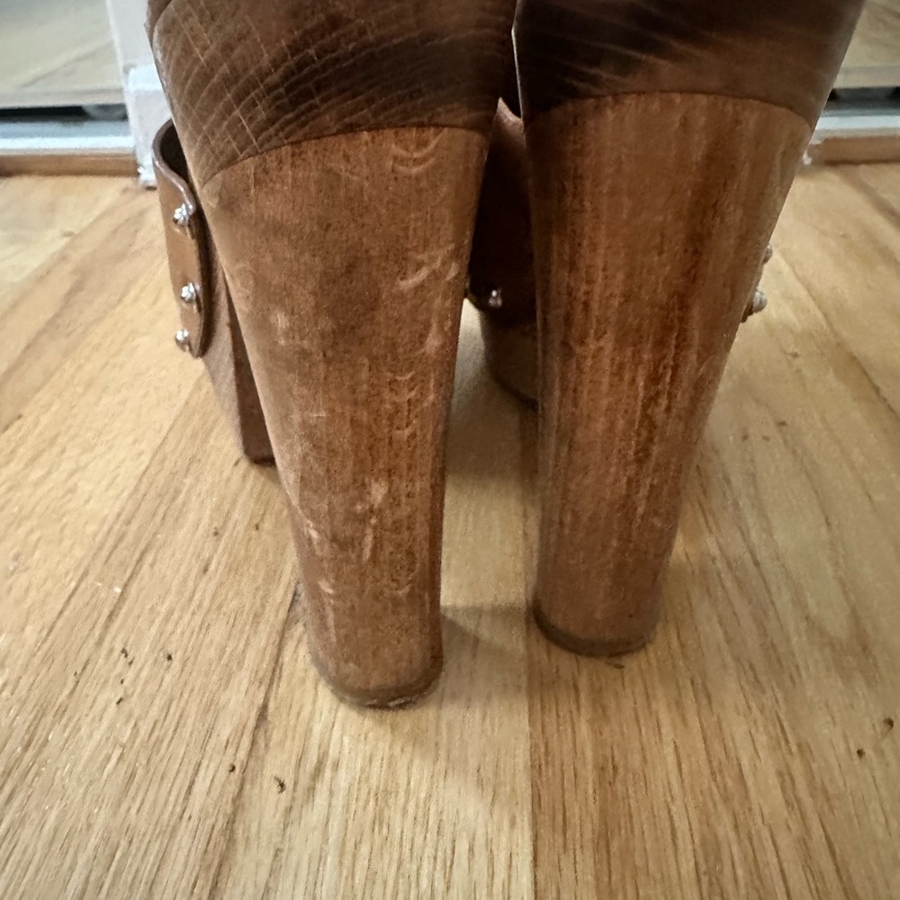 Gucci Brown Mules with Signature Horsebit Detail - Picture 4 of 4